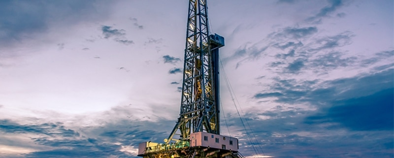 Oklahoma drilling stays strong despite a 2-rig drop; Cana Woodford up 2, Granite Wash down 1, others mostly unchanged or steady.