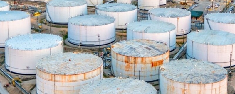US crude oil inventories increased by 3.9 million barrels in the week ending September 5, reaching 424.6 million barrels.