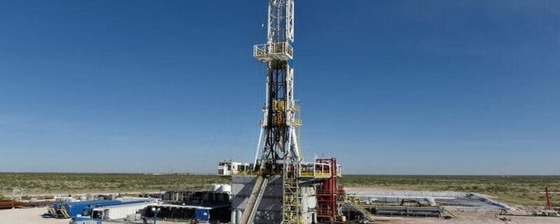 US oil and gas drilling made a big leap in the past week as the latest Baker Hughes Rig Count showed a gain of 10 rigs to reach a total of 573