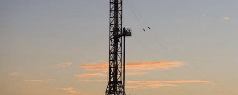 APA Corp. raised its 2026 US oil production forecast to 123,000 bpd from 122,000 while keeping planned domestic capital spending at $1.3B.