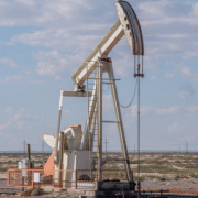 Barnett-Woodford holds 3 billion barrels of recoverable oil across 6,400+ Midland Basin drilling locations, per EIR.